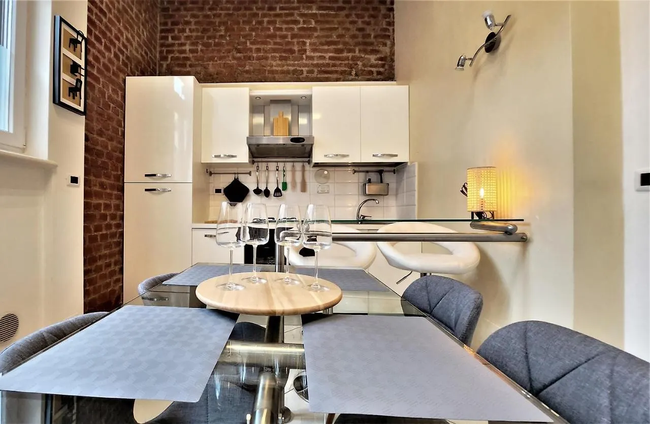 Luxury Loft - Milano Centrale 0*, Milan